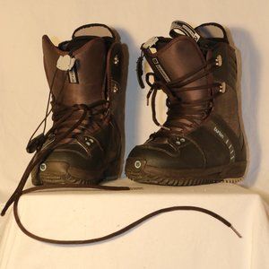 Ladies Burton Freestyle Snowboard Boots